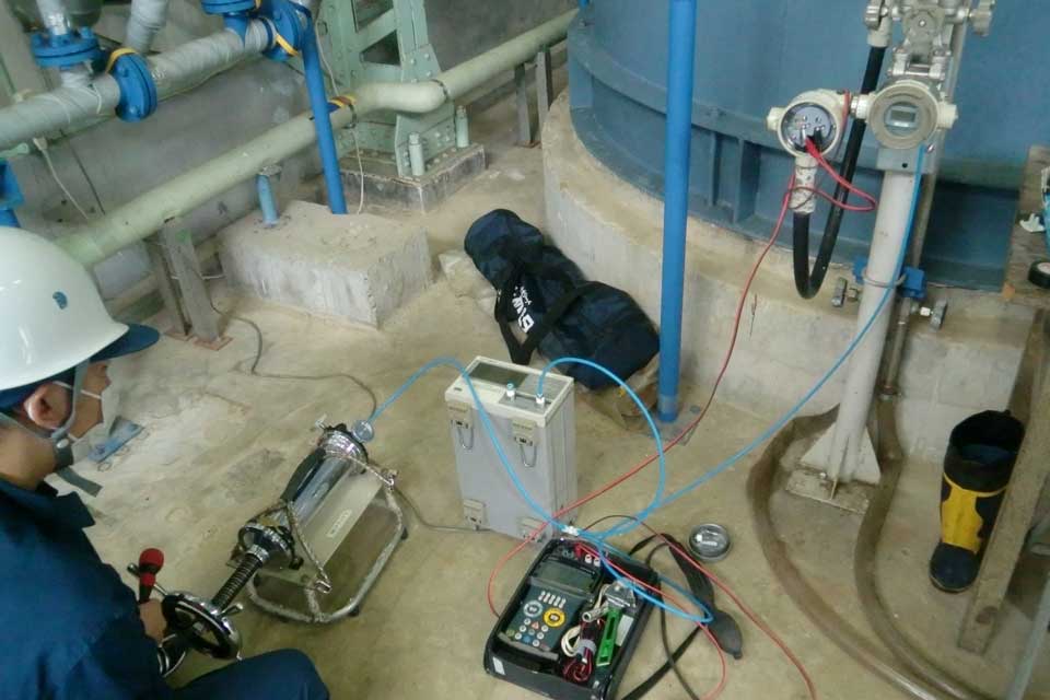 圧力伝送器単体試験