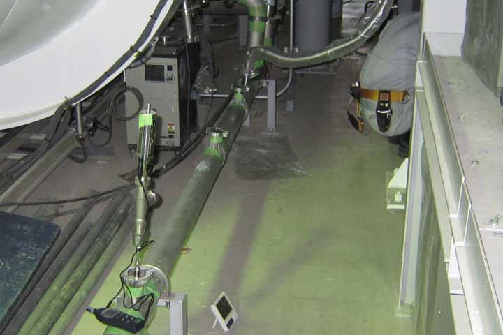 プラント立ち上げ現場での実施風景